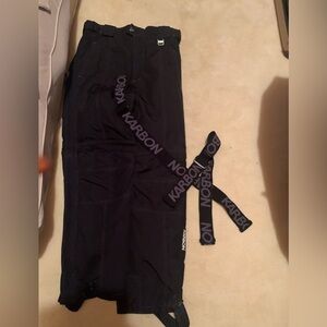 Men’s size medium KARBON snow board pants with suspenders